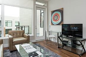 Global Luxury Suites at Mountain View