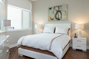 Global Luxury Suites at Mountain View