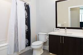 Global Luxury Suites at Mountain View