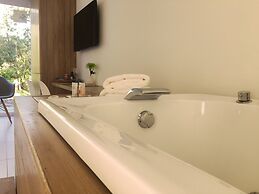 Live Hotel Boutique - Adults Only