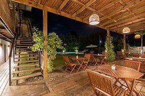 Live Hotel Boutique - Adults Only