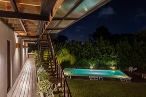 Live Hotel Boutique - Adults Only