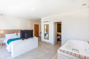 Live Hotel Boutique - Adults Only