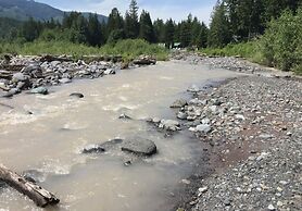 53mbr - Hot Tub - Wi-fi - Sleeps 6 1 Bedroom Home by RedAwning