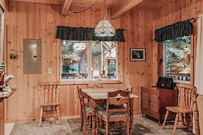 32mbr - Bbq - Pets Ok - Wood Stove - Sleeps 7 3 Bedroom Home by RedAwn