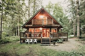 32mbr - Bbq - Pets Ok - Wood Stove - Sleeps 7 3 Bedroom Home by RedAwn
