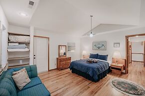 51sl - Ping Pong - Fireplace - D/w - W/d - Sleeps 8 3 Bedroom Home by 