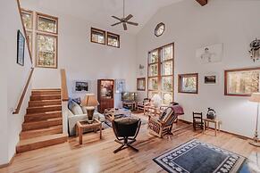 51sl - Ping Pong - Fireplace - D/w - W/d - Sleeps 8 3 Bedroom Home by 