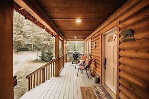 89gs - Hot Tub - Pets Ok - Wifi - Sleeps 4 1 Bedroom Home by RedAwning