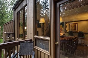 31sw - Fireplace - Wifi - Washer/dryer - Sleeps 4 2 Bedroom Home by Re