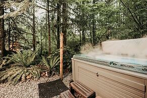98sl - Hot Tub - Bbq - Pets Ok - Wifi - Sleeps 6 2 Bedroom Home by Red