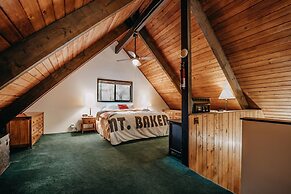 98sl - Hot Tub - Bbq - Pets Ok - Wifi - Sleeps 6 2 Bedroom Home by Red