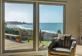 Surf Watch 3 Bedroom Home by RedAwning