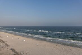 Gulf Tower 8b 2 Bedroom Condo by RedAwning