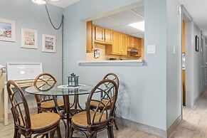 Gulf Tower 8b 2 Bedroom Condo by RedAwning