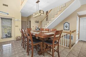 The Pelican 4 Bedroom Home by RedAwning