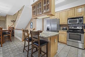 The Pelican 4 Bedroom Home by RedAwning