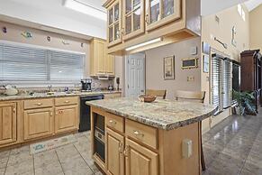 The Pelican 4 Bedroom Home by RedAwning