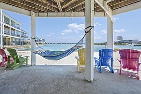 The Pelican 4 Bedroom Home by RedAwning