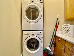 Beach Club Cottage 20 by ALBVR