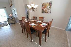 Luxury Home Close by Theme Parks