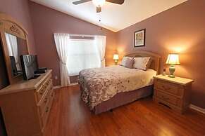 Gorgeous Homes with Golf Course View