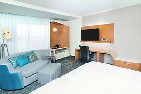 Courtyard by Marriott Redwood City