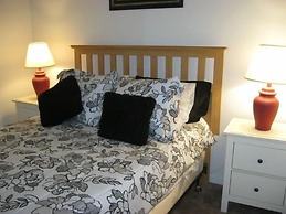 Comfortable Villa Close by Theme Parks