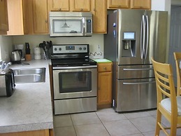 Comfortable Villa Close by Theme Parks