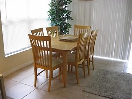 Comfortable Villa Close by Theme Parks