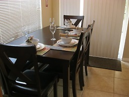 Gorgeous Home Close to Theme Parks