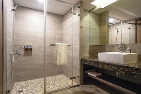 HOYA Resort Hotel Kaohsiung