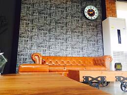 Loftmania Boutique Hotel