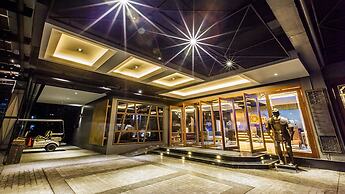 Loftmania Boutique Hotel