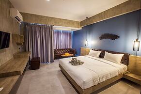 Loftmania Boutique Hotel