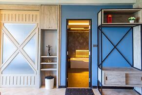 Loftmania Boutique Hotel