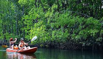 Lanta A&J Klong Khong Beach