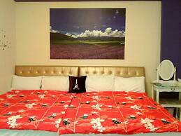 Santorini Music Family B&B