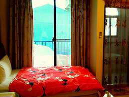 Santorini Music Family B&B