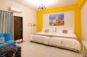 Santorini Music Family B&B