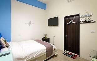 Santorini Music Family B&B