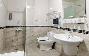 Santorini Music Family B&B