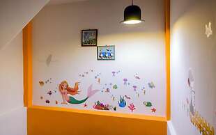 Santorini Music Family B&B