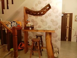 Santorini Music Family B&B