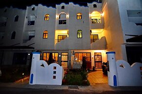 Santorini Music Family B&B