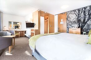 The Jubilee Hotel & Conferences