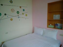 Caitlyn Hostel