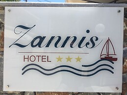 Zannis Hotel