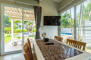 Bangsaen Heritage Hotel