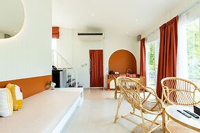 Bangsaen Heritage Hotel